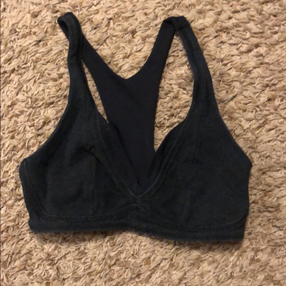 Grey Lululemon sports bra